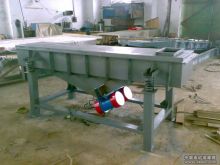 中國選礦選煤網(wǎng)_供求商機(jī)頻道_云母粉直線振動(dòng)篩